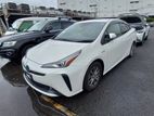 Toyota Prius Hybrid s package 2020