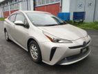 Toyota Prius package A Hybrid 2020
