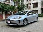 Toyota Prius s 2019