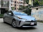 Toyota Prius s 2019