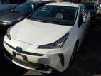 Toyota Prius S 2019