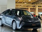 Toyota Prius S 2020