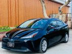 Toyota Prius S Black 2019