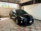 Toyota Prius S package 2016