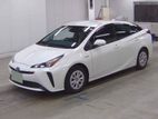 Toyota Prius S Pearl Color 2020