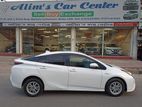 Toyota Prius S Safety + 2017