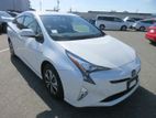 Toyota Prius S safety 2018