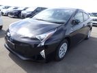 Toyota Prius S Safety Plus 2018