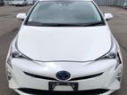 Toyota Prius S Safety Plus 2018