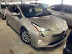 Toyota Prius S SAFETY PLUS BEIGE 2018