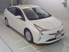 Toyota Prius S Safety Plus Pearl 2018