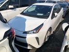 Toyota Prius S Safety Plus Pearl 2021