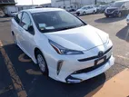 Toyota Prius S Safety Plus Pearl 2021