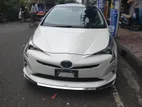 Toyota Prius S Touring Hyb 4point 2018