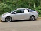 Toyota Prius S Touring package 2016