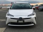 Toyota Prius s touring selection 2020