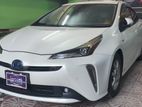 Toyota Prius S-Touring Selection 2020