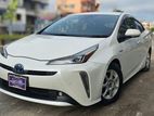 Toyota Prius S-Touring Selection 2020