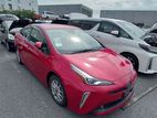 Toyota Prius S Touring Selection 2020