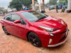 Toyota Prius . 2017