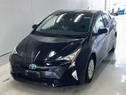 Toyota Prius Showroom Stock 2018