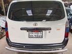 Toyota Probox . 2004