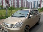 Toyota Raum 2004