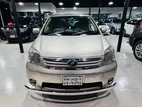 Toyota Raum 2004
