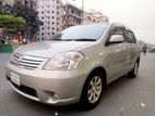 Toyota Raum G EDITION 2004