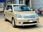 Toyota Raum G LEFT DOOR AUTO 2005
