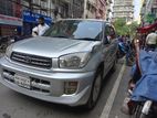 Toyota RAV4 . 2003