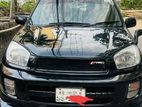 Toyota RAV4 black 2004