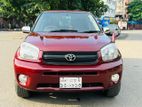 Toyota RAV4 family use 2004