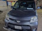 Toyota Sienta 2011