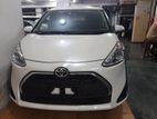 Toyota Sienta G PEARL COLOR 2020