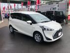 Toyota Sienta HYBRID X 2019