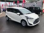 Toyota Sienta HYBRID X 2019