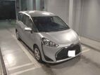 Toyota Sienta Hybrid X 2020