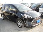 Toyota Sienta Hybrid X 2020