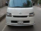 Toyota TownAce Noah 2009