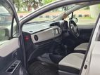 Toyota Vitz 2012
