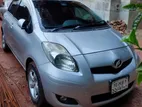 Toyota Vitz G PUSH SILVER 2010