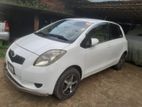 Toyota Vitz white 2008
