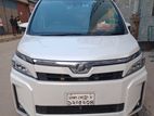 Toyota Voxy 2018