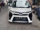 Toyota Voxy 2020