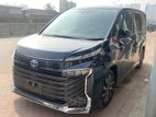 Toyota Voxy Auction Grade: 4.5, 2022