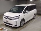 Toyota Voxy HYBRID 2020