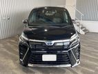 Toyota Voxy Hybrid 2020