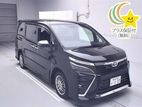 Toyota Voxy hybrid 2020