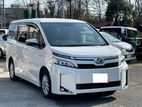 Toyota Voxy Hybrid X 2019